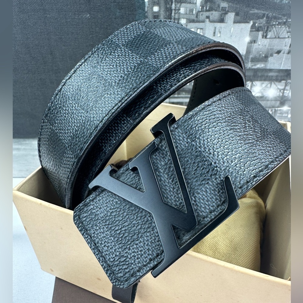 ❌SOLD❌Louis Vuitton Damier Graphite Belt (Women US8)